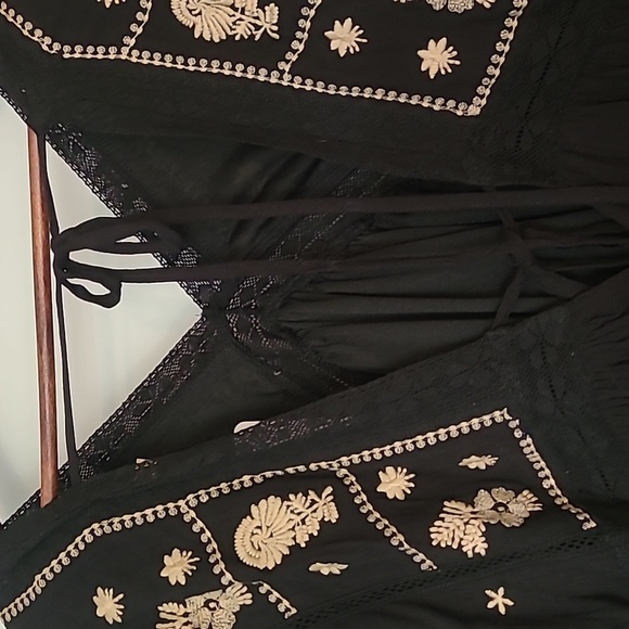 NWT Black Dress - In Loom - Size Large - Picture 4 of 6